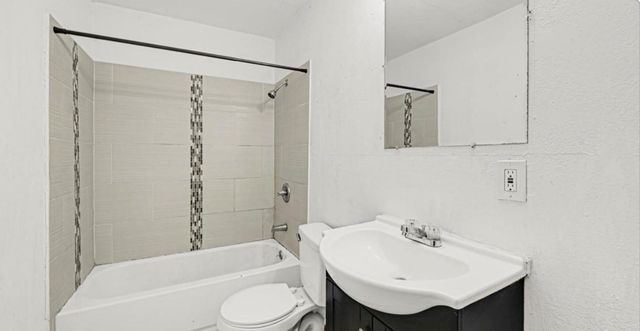 2210 Marshall Street, Pasadena, TX 77506