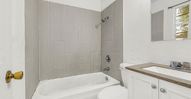 2210 Marshall Street, Pasadena, TX 77506