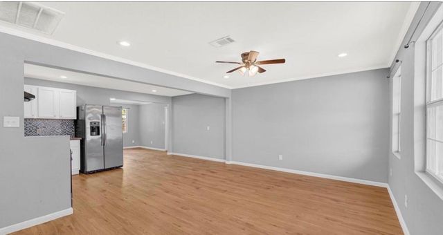 2210 Marshall Street, Pasadena, TX 77506