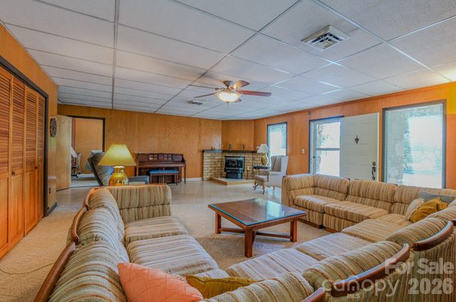 22 Tilson Trail, Asheville, NC 28805