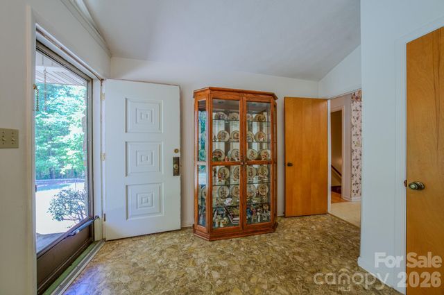 22 Tilson Trail, Asheville, NC 28805