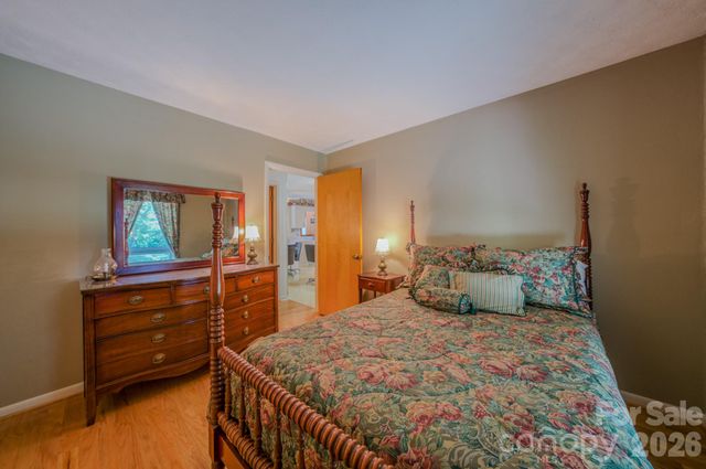 22 Tilson Trail, Asheville, NC 28805