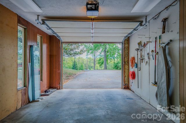 22 Tilson Trail, Asheville, NC 28805