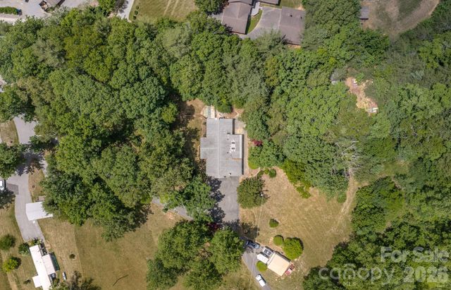 22 Tilson Trail, Asheville, NC 28805