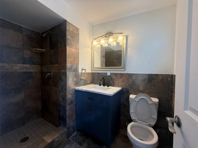 2816 NE 14TH DRIVE, Gainesville, FL 32609