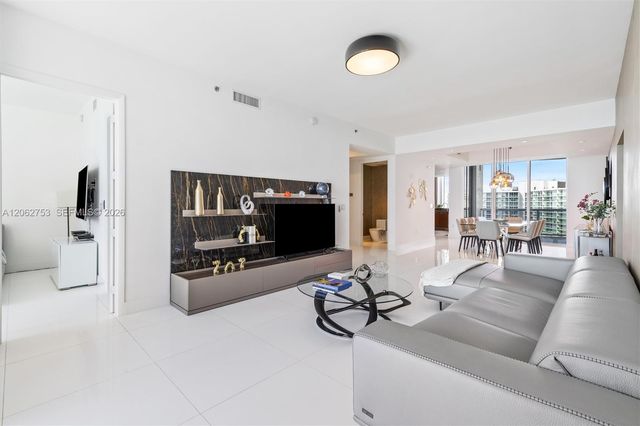 15811 Collins Avenue 1604, Sunny Isles Beach, FL 33160