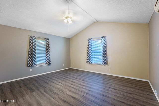 5639 SCHWARZKOPF Drive, El Paso, TX 79934