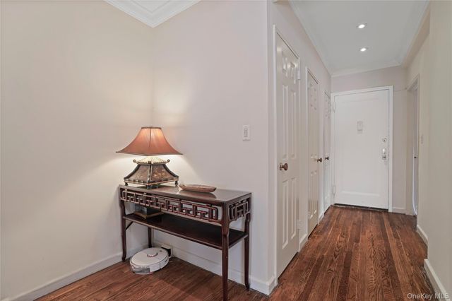 101 Old Mamaroneck Road 2A7, White Plains, NY 10605