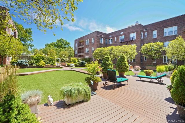 101 Old Mamaroneck Road 2A7, White Plains, NY 10605