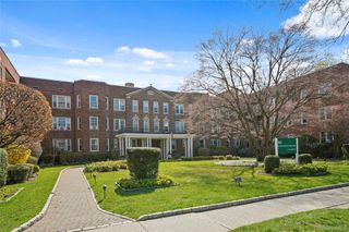 101 Old Mamaroneck Road 2A7, White Plains, NY 10605