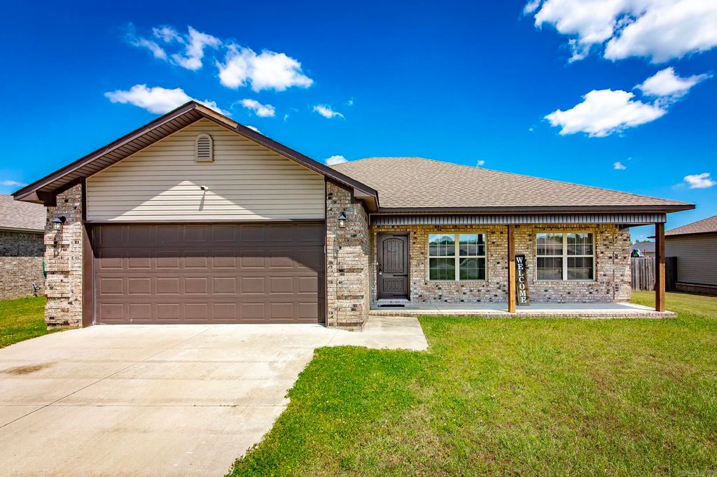 24 Remington Lane, Ward, AR 72176