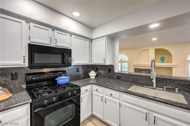 7950 West Flamingo Road 2185, Las Vegas, NV 89147