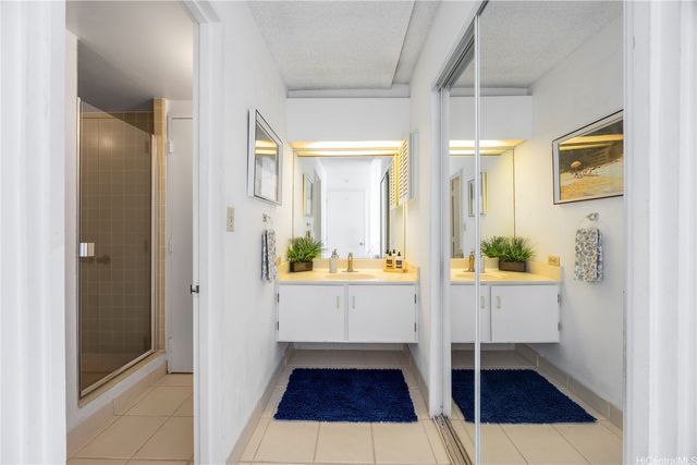 2333 Kapiolani Boulevard 1317, Honolulu, HI 96826