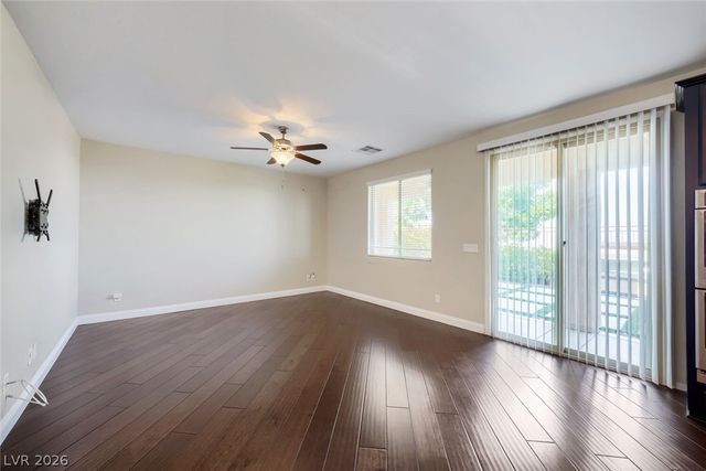 7524 Old Compton Street, Las Vegas, NV 89166