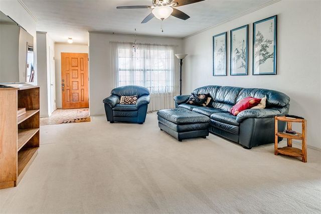 6413 S McKinley Avenue, Oklahoma City, OK 73139