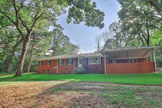 2711 Wood Street, Jonesboro, AR 72401