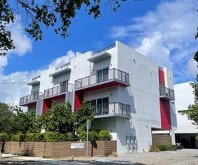 1813 Madison St 3, Hollywood, FL 33020