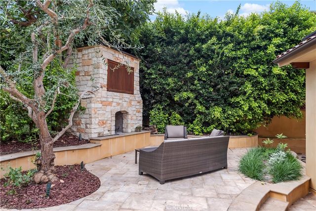 1136 5th Street, Manhattan Beach, CA 90266