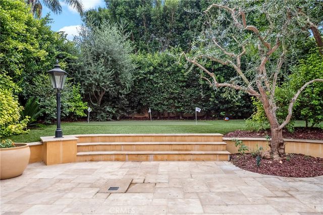 1136 5th Street, Manhattan Beach, CA 90266