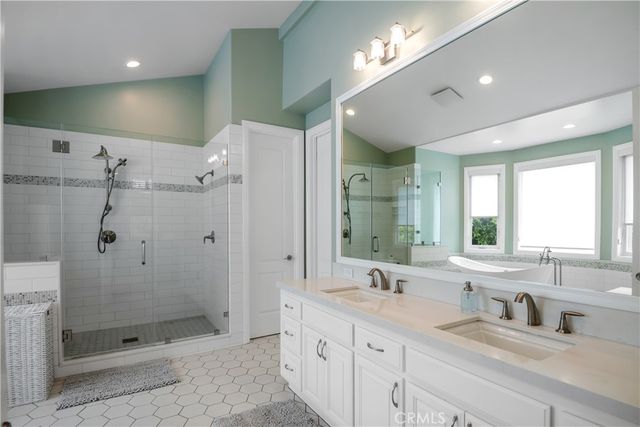 1136 5th Street, Manhattan Beach, CA 90266