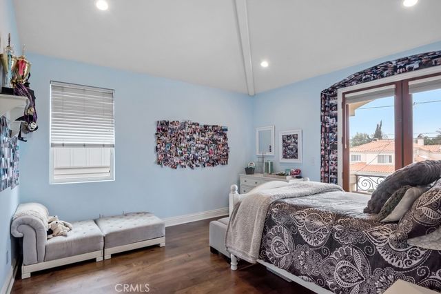 1136 5th Street, Manhattan Beach, CA 90266