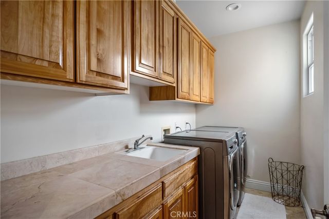 1136 5th Street, Manhattan Beach, CA 90266