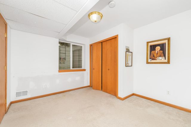 6105 Fairgrove Street, Oshtemo Twp, MI 49009