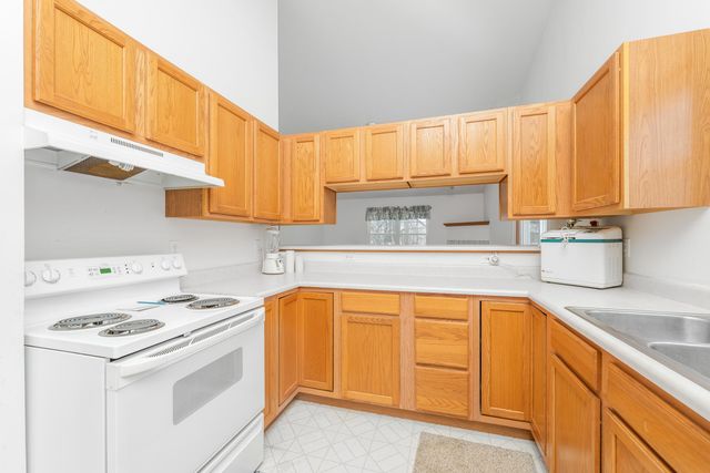 6105 Fairgrove Street, Oshtemo Twp, MI 49009