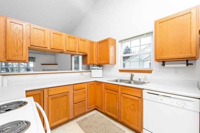 6105 Fairgrove Street, Oshtemo Twp, MI 49009