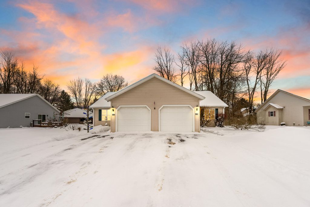 6105 Fairgrove Street, Oshtemo Twp, MI 49009