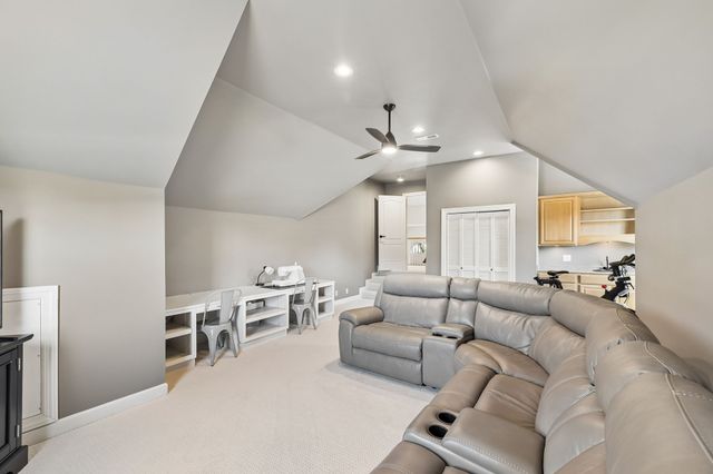 2830 Stacey St, Thompsons Station, TN 37179