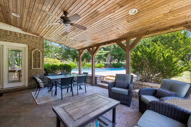 2830 Stacey St, Thompsons Station, TN 37179
