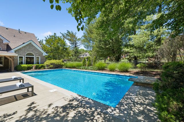 2830 Stacey St, Thompsons Station, TN 37179