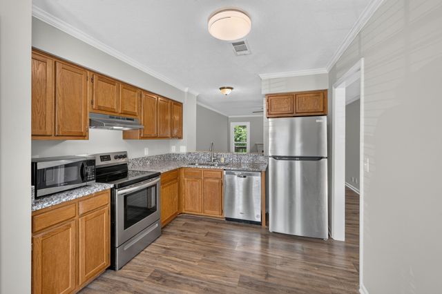 430 Claircrest Dr, Antioch, TN 37013