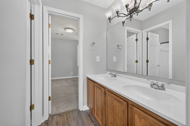 430 Claircrest Dr, Antioch, TN 37013