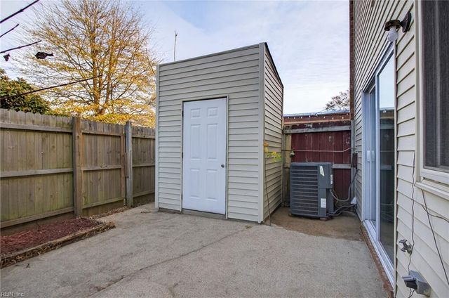 5366 Commons CT, Virginia Beach, VA 23462