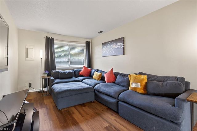 5366 Commons CT, Virginia Beach, VA 23462