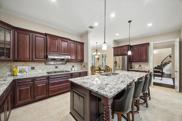 2915 Sentry Oak Way, Sugar Land, TX 77479