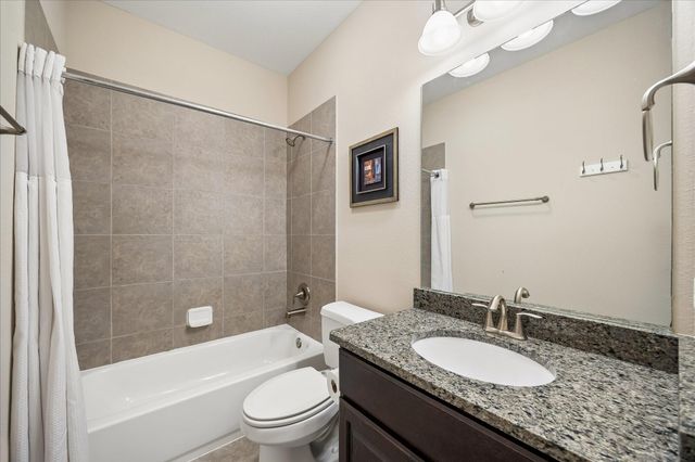 2915 Sentry Oak Way, Sugar Land, TX 77479