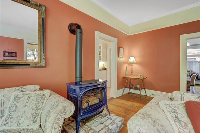 432 S Pine St, Nevada City, CA 95959