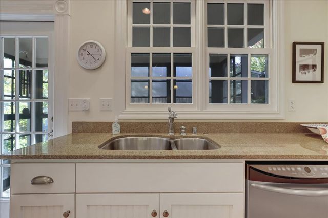 432 S Pine St, Nevada City, CA 95959