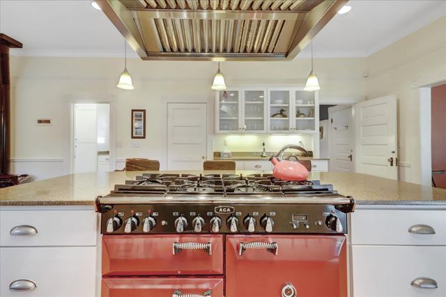 432 S Pine St, Nevada City, CA 95959