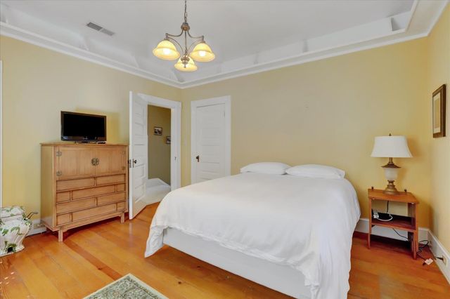 432 S Pine St, Nevada City, CA 95959