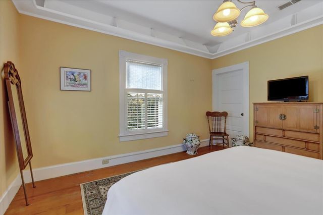 432 S Pine St, Nevada City, CA 95959