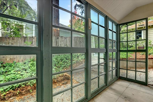 432 S Pine St, Nevada City, CA 95959