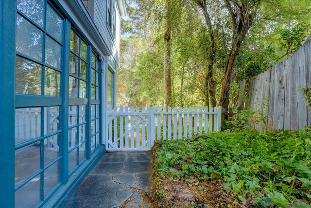 432 S Pine St, Nevada City, CA 95959