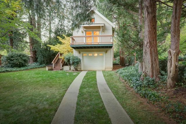432 S Pine St, Nevada City, CA 95959