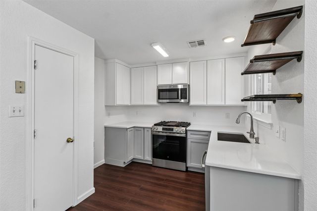 1805 Bent Oak CV, Leander, TX 78641