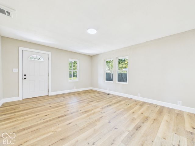 515 S Harrison Street, Alexandria, IN 46001