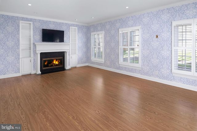 3 GOVERNORS LN, Princeton, NJ 08540